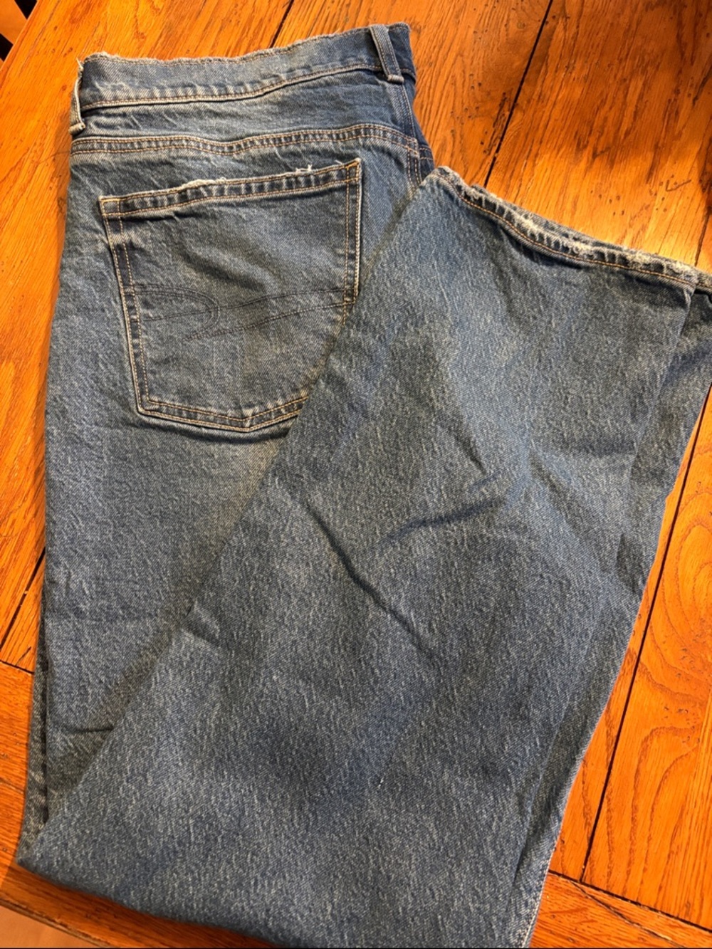 American Eagle Super High Rise Straight Jeans